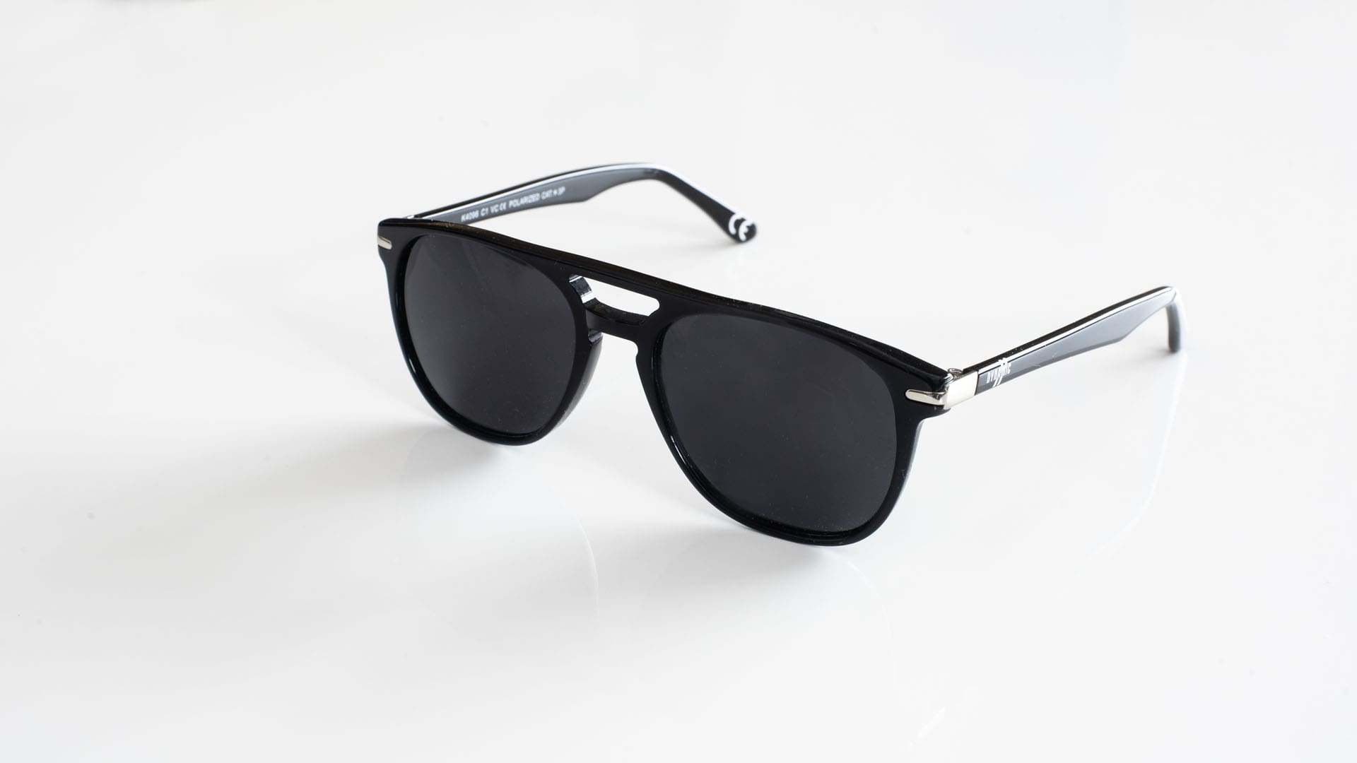 lunettes de soleil homme modèle VPH3 noir