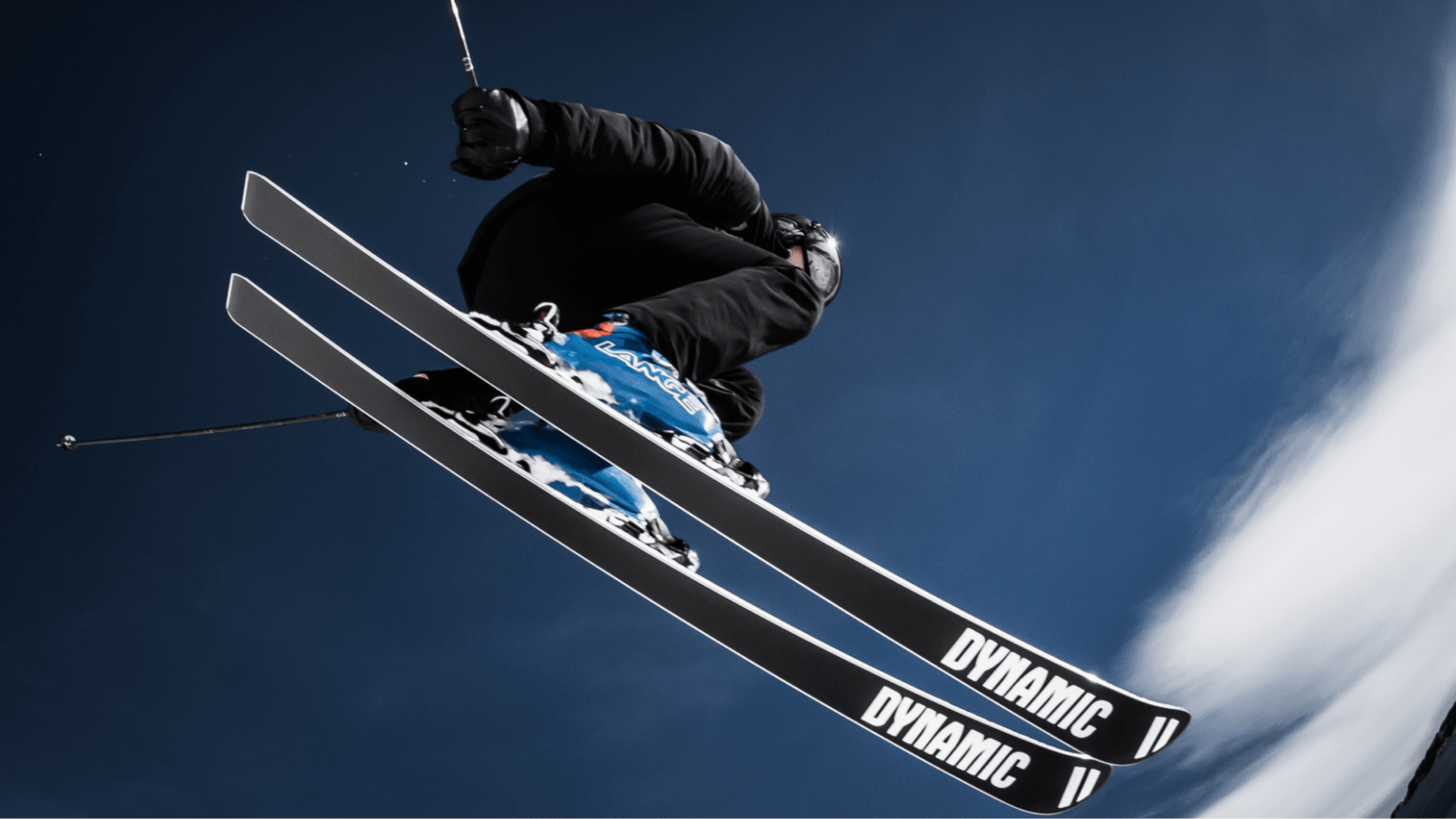 Dynamic VR skis